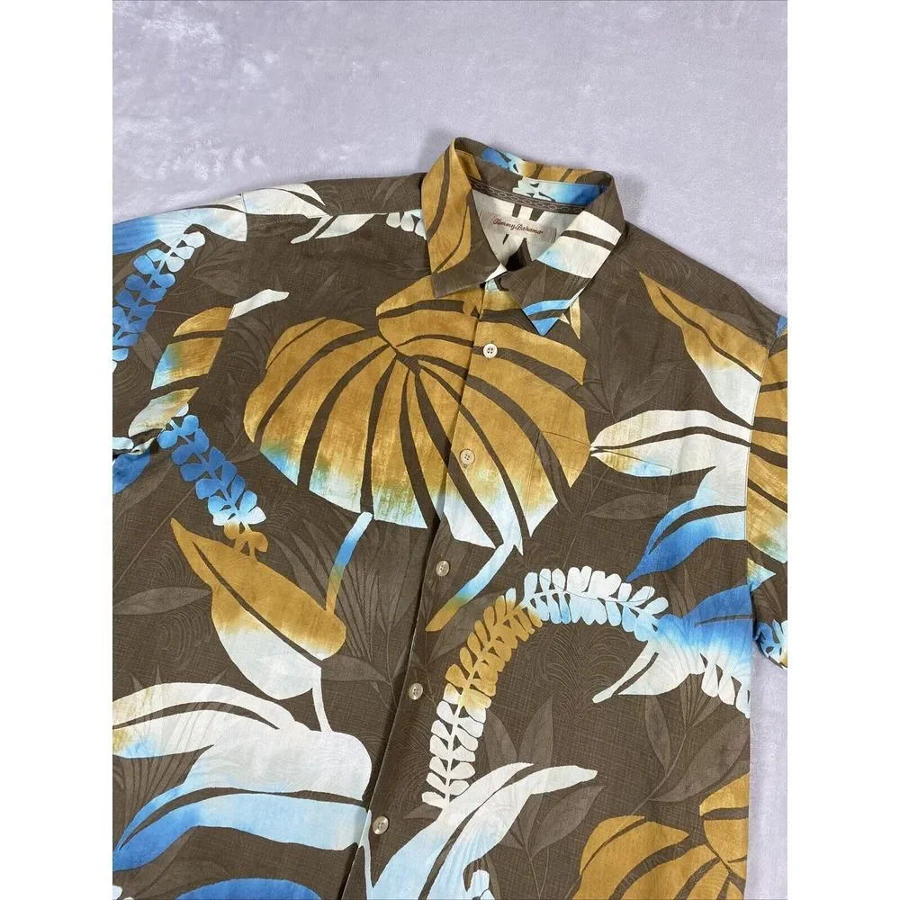 Tommy Bahama Short Sleeve Button Up Men's Medium Floral Print Silk Hawaiian Camp